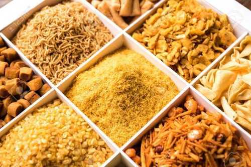 crispy-crunchy-namkeen-snacks-505